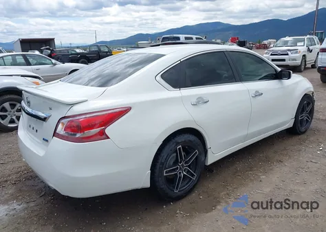 2015 Nissan Altima 2.5 S from USA, damaged, VIN 1N4AL3AP8FN330169